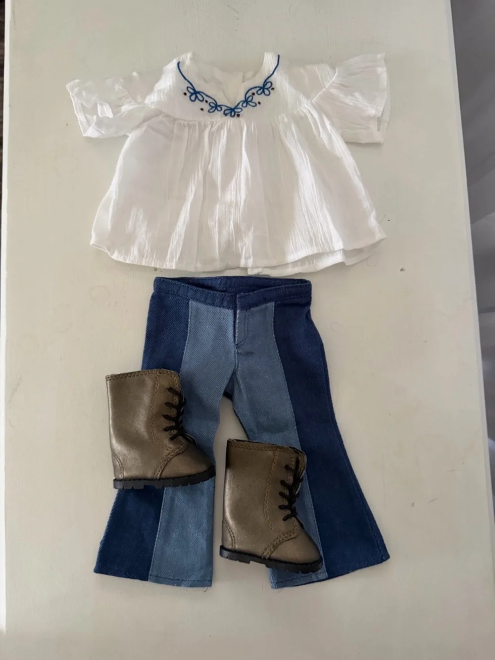 American girl Julie’s retired outfit - Picture 2 of 8